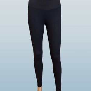 New Felina Buttery Soft Lightweight Leggings size Small Black A173